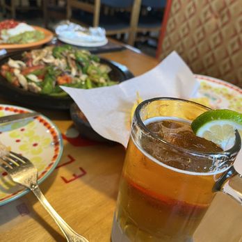 El Loro Mexican Restaurant - Mexican Near Me - Clear Lake, Iowa