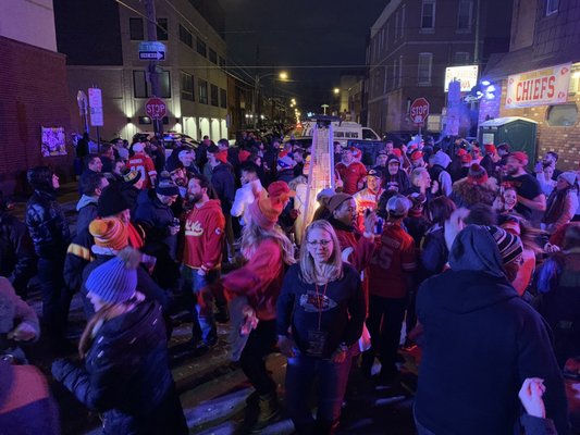 Big Charlie's Saloon by null