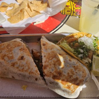 Taqueria La Ventana - Huge Shrimp Burrito, Shrimp Taco YUM! - Mexican Near Me - Dallas, Texas Taqueria La Ventana - Huge Shrimp Burrito, Shrimp Taco YUM! - Mexican Near Me - Dallas, Texas