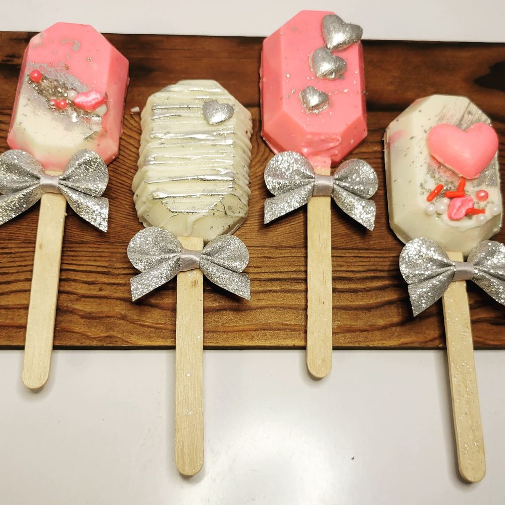 DVINESWEETZ Updated August 2024 Tulsa, Oklahoma Desserts Phone Number Yelp