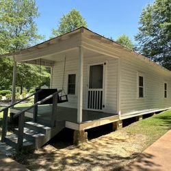 Elvis Presley Birthplace & Museum - The original 2 room house
