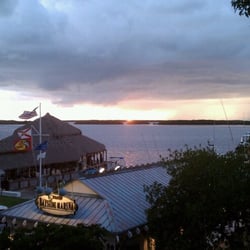 Zane Grey LongKey Lounge - Sunset View