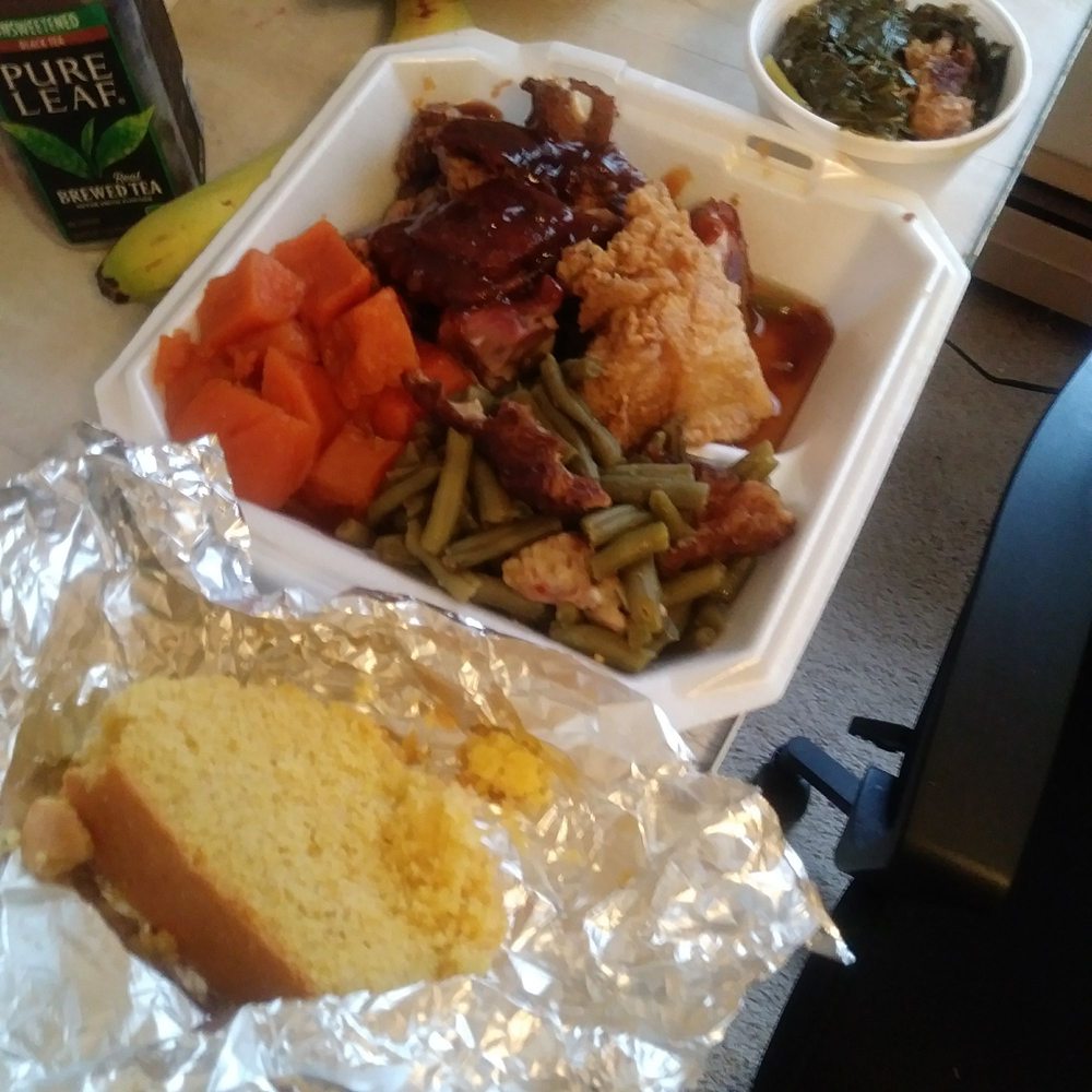 Sweet potato, cornbead, green beans, greens, rib tips, fried.chicken. enough for 2...17 dollars.no holler Sweet potato, cornbead, green beans, greens, rib tips, fried.chicken. enough for 2...17 dollars.no holler