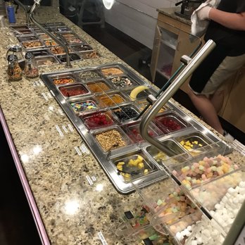 Peachwave - Oro Valley - Endless topping combinations - Ice Cream & Frozen Yogurt Near Me - Oro Valley, Arizona Peachwave - Oro Valley - Endless topping combinations - Ice Cream & Frozen Yogurt Near Me - Oro Valley, Arizona