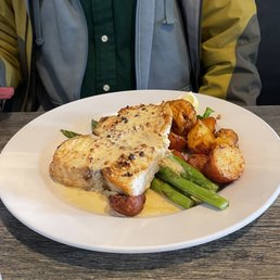 Perfect Swordfish with yummy roasted potatoes and just right asparagus.