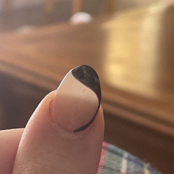 New Star Nail Spa - here you can see that she only used one coat and the polish is very much transparent - Nail Salons Near Me - Manteca, California New Star Nail Spa - here you can see that she only used one coat and the polish is very much transparent - Nail Salons Near Me - Manteca, California