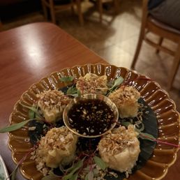 Dumpling (Kanom Jeeb) Dumpling (Kanom Jeeb)