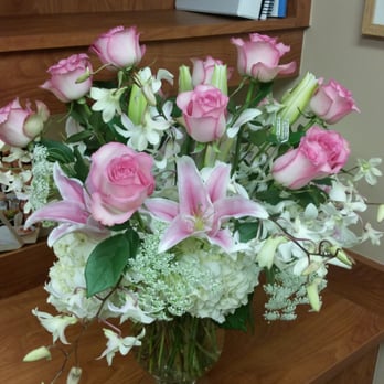 Beneva Flowers - Florists Near Me - Sarasota, Florida