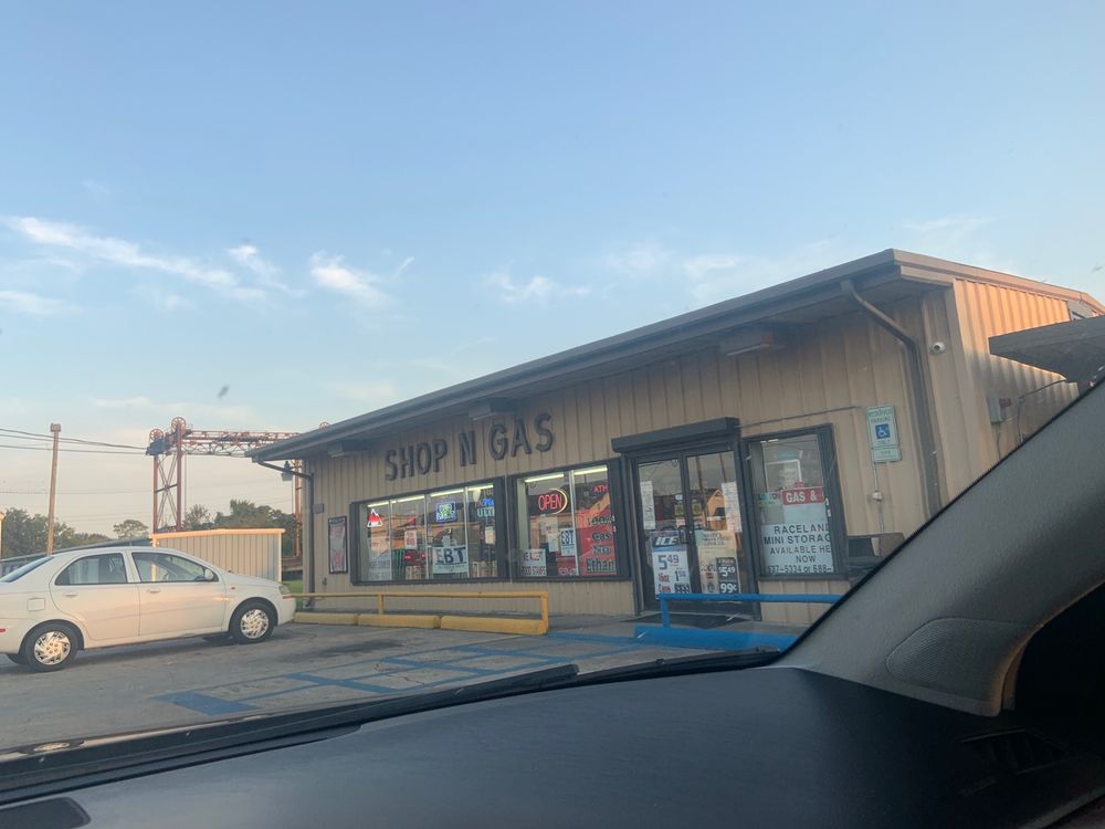 SHOP & GAS CONVENIENT STORE 3958 Highway 308, Raceland, Louisiana