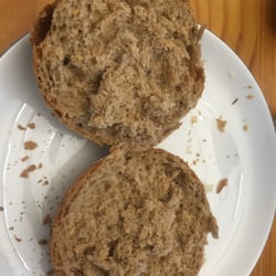 Birte Siercks - Dinkelbrötchen aufgeschnitten