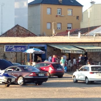 As Eiras - Fachada y terraza. - Seafood Near Me - Vilaxoán, PO