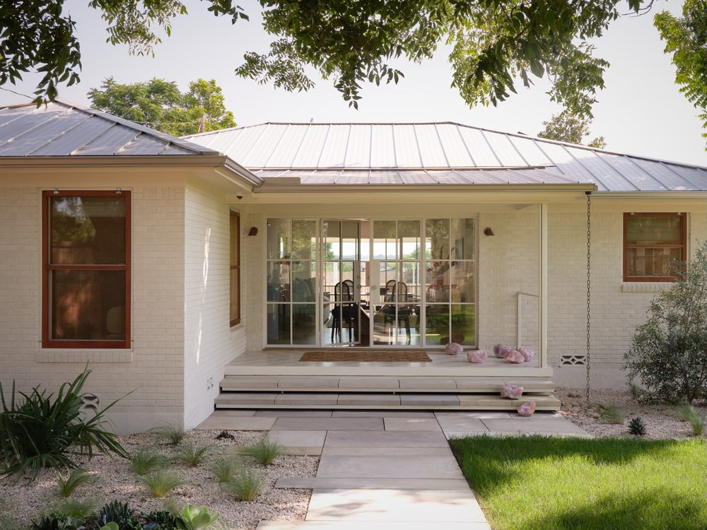 Slide of Texas Choice Roofing