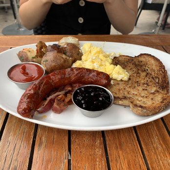 Harpers Landing - Breakfast - Bars Near Me - Oakville, Ontario
