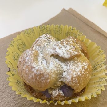 Beard Papa’s - Original with ube filling - Desserts Near Me - Concord, California Beard Papa’s - Original with ube filling - Desserts Near Me - Concord, California
