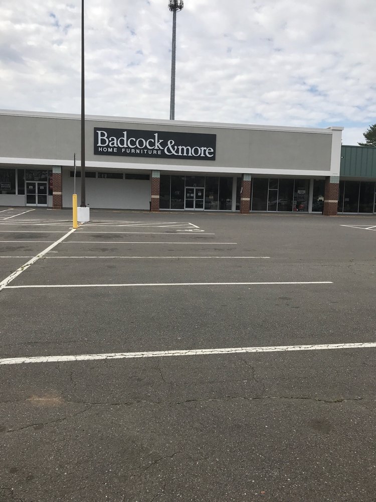 BADCOCK HOME FURNITURE &MORE Updated August 2024 3800 Reynolda Rd