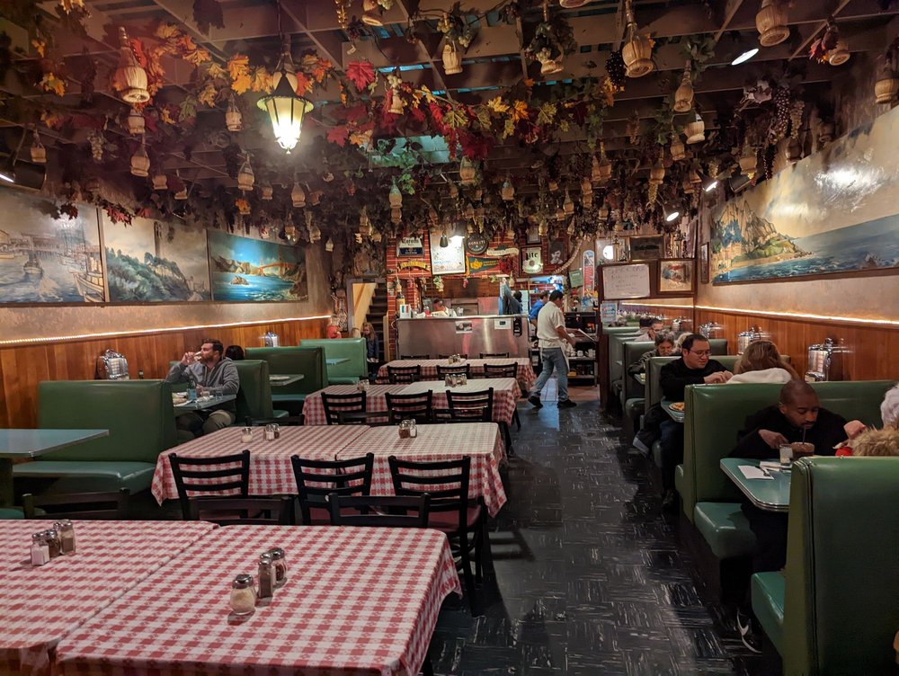 Gaspares Pizza House & Italian Restaurant