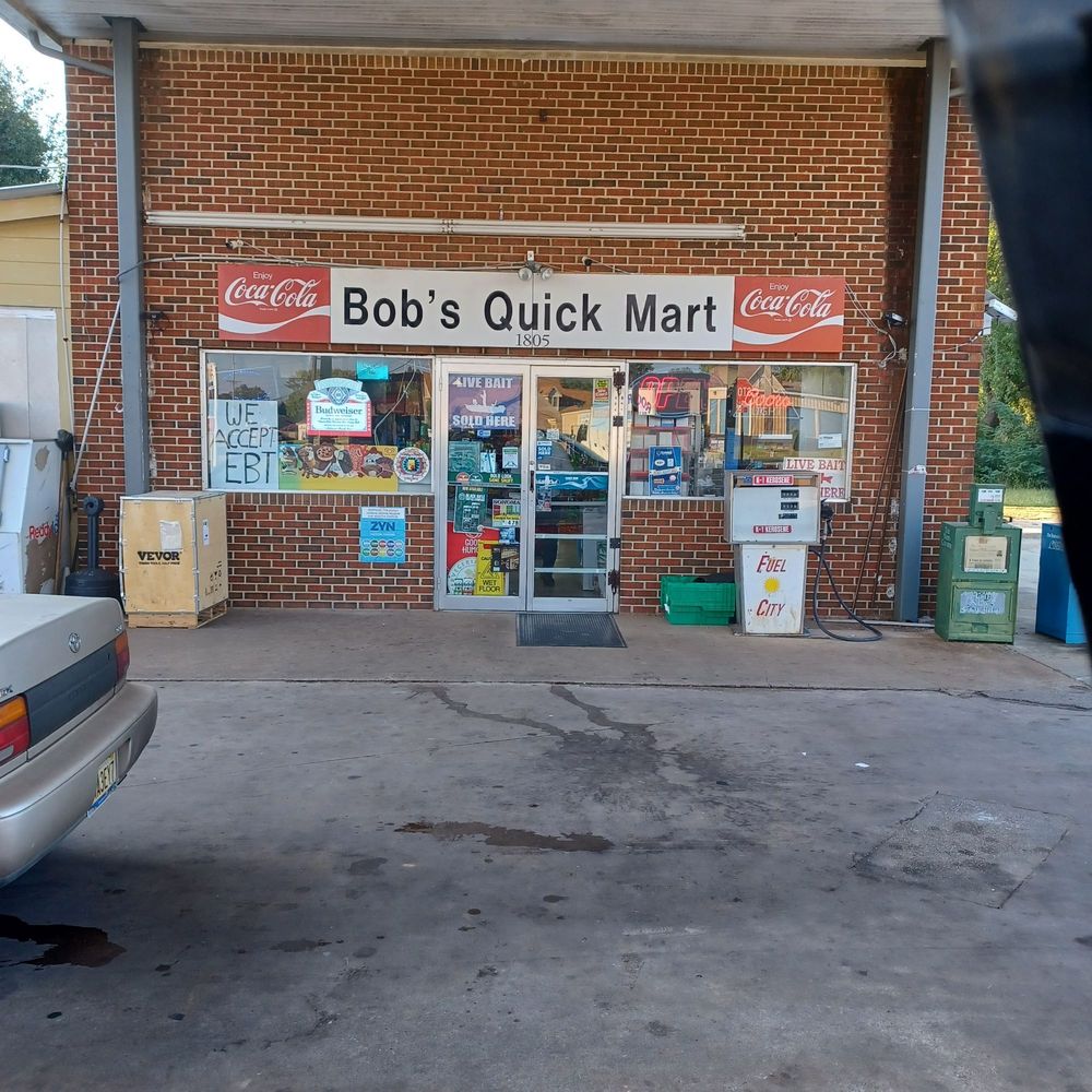 Bobby's Quick Mart Logo