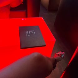 Paradox Lounge - Menu and table