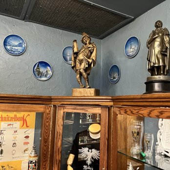 Mader's - German Near Me - Milwaukee, Wisconsin