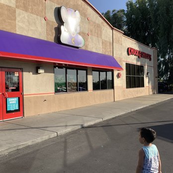 Chuck E. Cheese - Entrance - Pizza Near Me - Modesto, California