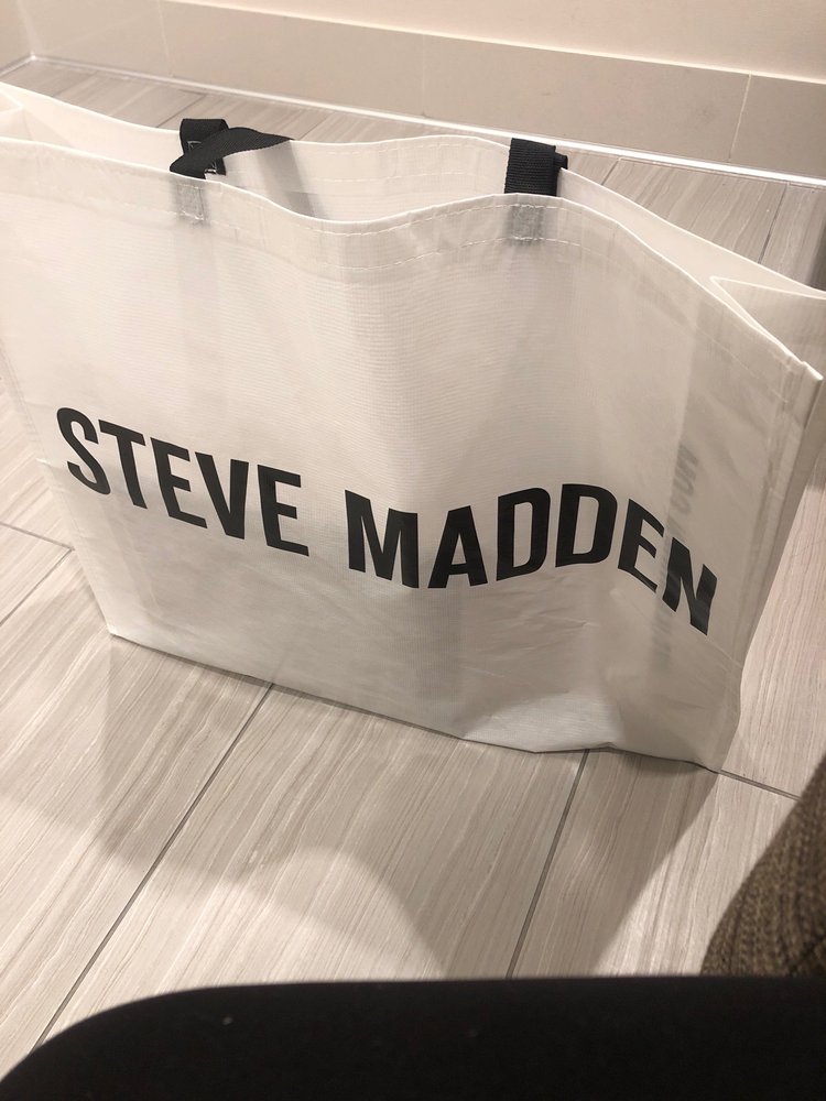 STEVE MADDEN SHOES 15900 La Cantera Pkwy, San Antonio, Texas Shoe