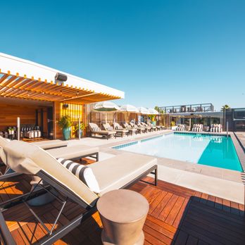 Fitz on Fairfax - Rooftop Pool - Apartments Near Me - West Hollywood, California Fitz on Fairfax - Rooftop Pool - Apartments Near Me - West Hollywood, California