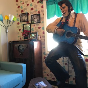 Chocolate Cafe - Back room with Elvis. - Coffee & Tea Near Me - Eastham, Massachusetts