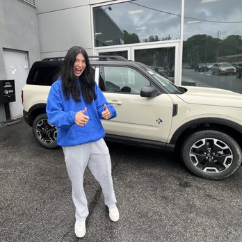 Scarsdale Ford - Excited college grad with her new car! - Car Dealers Near Me - Scarsdale, New York Scarsdale Ford - Excited college grad with her new car! - Car Dealers Near Me - Scarsdale, New York