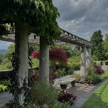 Wave Hill Public Garden - Overlook - Venues & Event Spaces Near Me - Bronx, New York