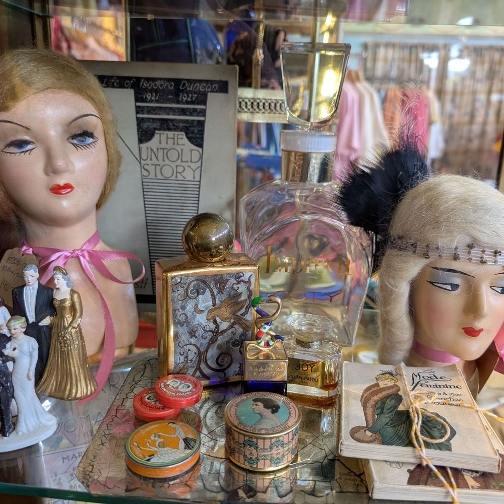 Nest - Antiques Near Me - San Francisco, California