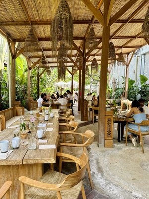 Flora Plant Kitchen by null