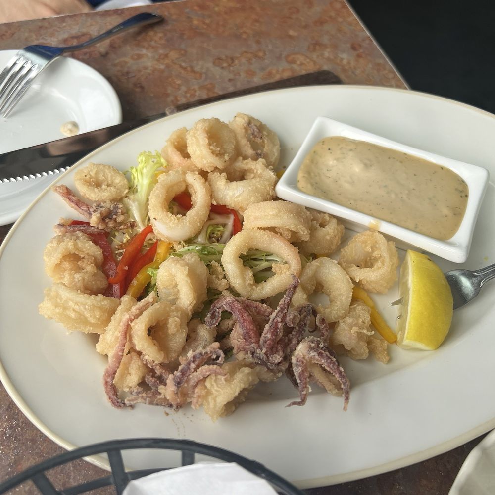 Riverview Restaurant - Crispy Fried Calamari Lunch - New American Near Me - Cold Spring, New York Riverview Restaurant - Crispy Fried Calamari Lunch - New American Near Me - Cold Spring, New York