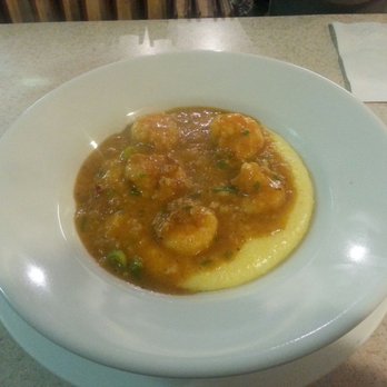 Chef Joe Randall's Cooking School - Appetizer of shrimp and grits - Cooking Schools Near Me - Savannah, Georgia