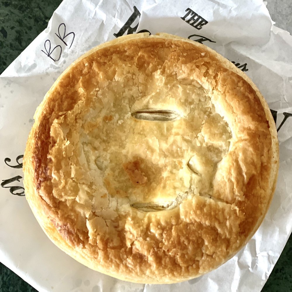 Robertson Pie Shop - Bakeries Near Me - Robertson, NSW