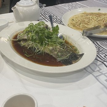 粤皇鼎海鲜会所 - Steamed fish - Seafood Near Me - Point, New York 粤皇鼎海鲜会所 - Steamed fish - Seafood Near Me - Point, New York