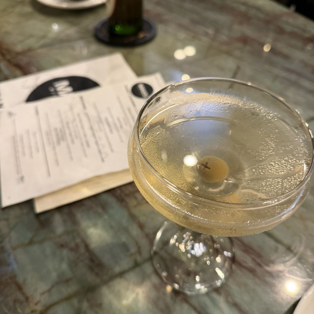 MAX's Wine Dive - Wine Bars Near Me - Houston, Texas MAX's Wine Dive - Wine Bars Near Me - Houston, Texas