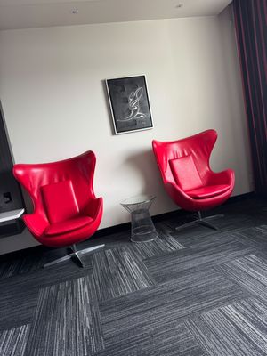 The Davenport Grand, Autograph Collection by null