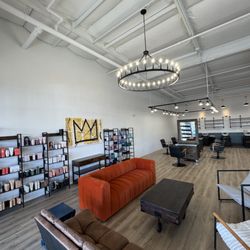 Precision Cutting, Hairstyling, Custom Color, Corrective Color, Luxury Extension, Scottsdale Salon