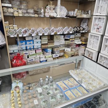 Bellissima - Accessories - Bridal Near Me - San Fernando, California