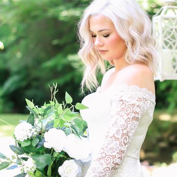 Deana Lee Photography - Beautiful Spring Bride by Deana Lee Photography - Session Photography Near Me Deana Lee Photography - Beautiful Spring Bride by Deana Lee Photography - Session Photography Near Me