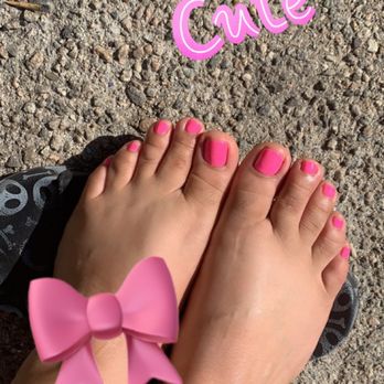 Acrylic Nail Bar - Signature pedí - Nail Salons Near Me - La Puente, California