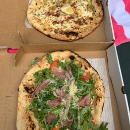 White Clams Pizza & parma salad pizza White Clams Pizza & parma salad pizza