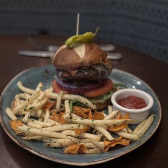 Chart House - a burger and fries on a plate - Seafood Near Me - Las Vegas, Nevada Chart House - a burger and fries on a plate - Seafood Near Me - Las Vegas, Nevada