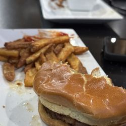 Whiskey Throttle Bar & Grill - Shitty burger couldn't finish it