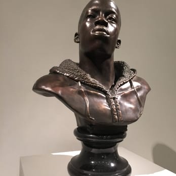 Brooklyn Museum - Bust by Kehinde Wiley - April, 2015 - Art Museums Near Me - Brooklyn, New York