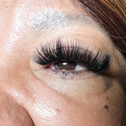 Honeys Lash & Brow - Wispy mega volume