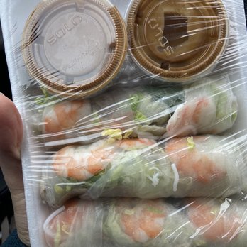 Huong Tra - Summer rolls - Vietnamese Near Me - Richmond, California Huong Tra - Summer rolls - Vietnamese Near Me - Richmond, California