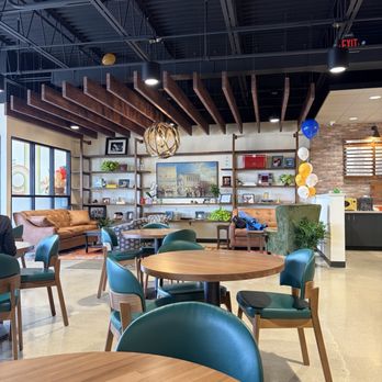 Frunchroom Collective - Interior - Venues & Event Spaces Near Me - Libertyville, Illinois
