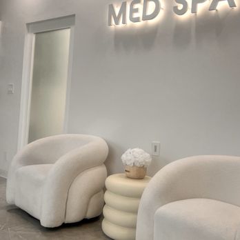 Swan Med Spa - Lounge area - Medical Spas Near Me - Mission Viejo, California Swan Med Spa - Lounge area - Medical Spas Near Me - Mission Viejo, California