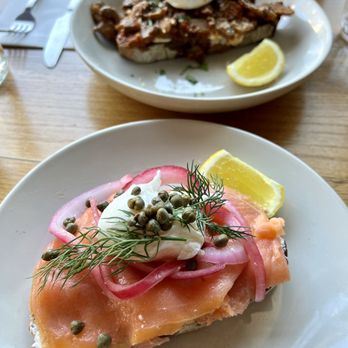 Hole In The Wall - Australian Near Me - Brooklyn, New York Hole In The Wall - Australian Near Me - Brooklyn, New York
